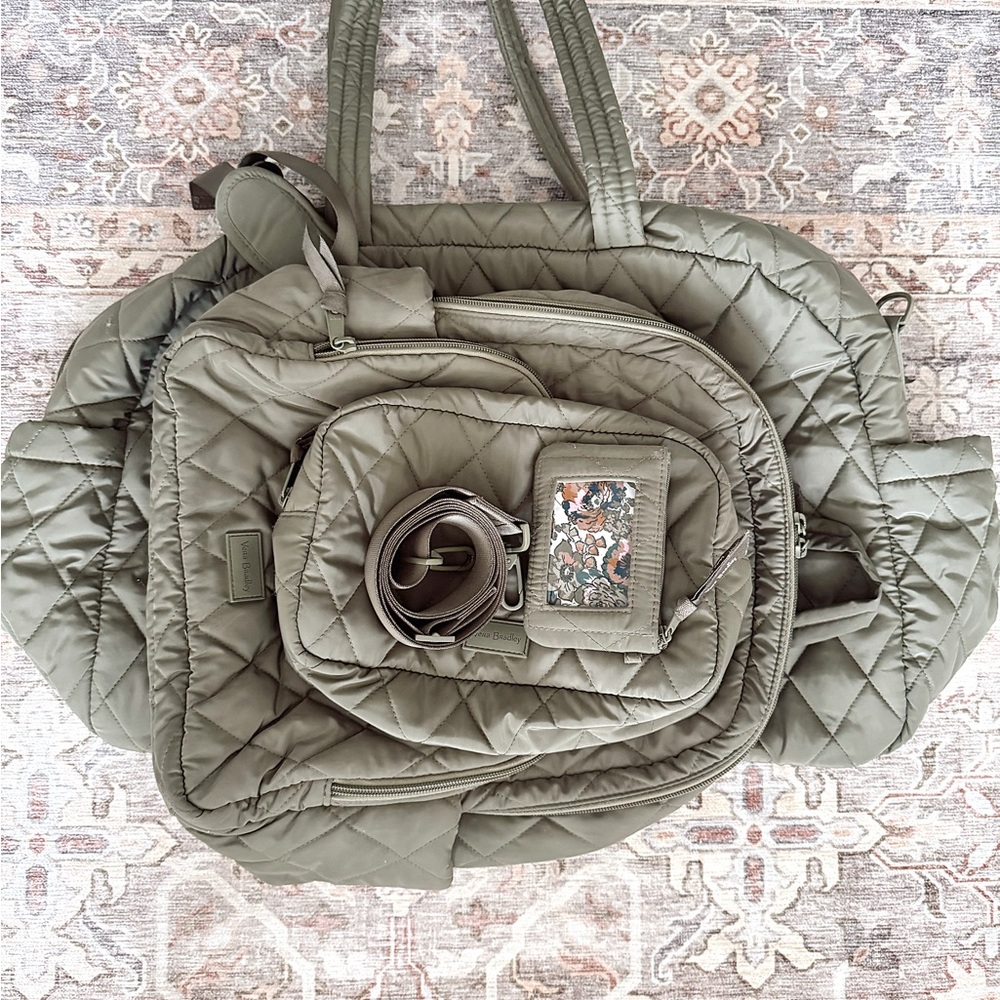 Vera Bradley Nylon Sage Travel Set
